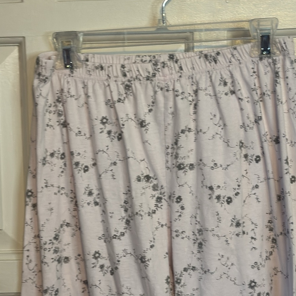 PJ Set Size Large - Picture 6 of 13